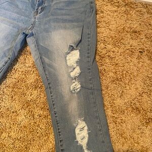 Women's Cropped Jeans in Blue